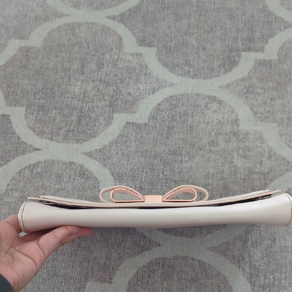 Ted Baker Chic Blush Clutch with Bow Detail - Picture 10 of 10